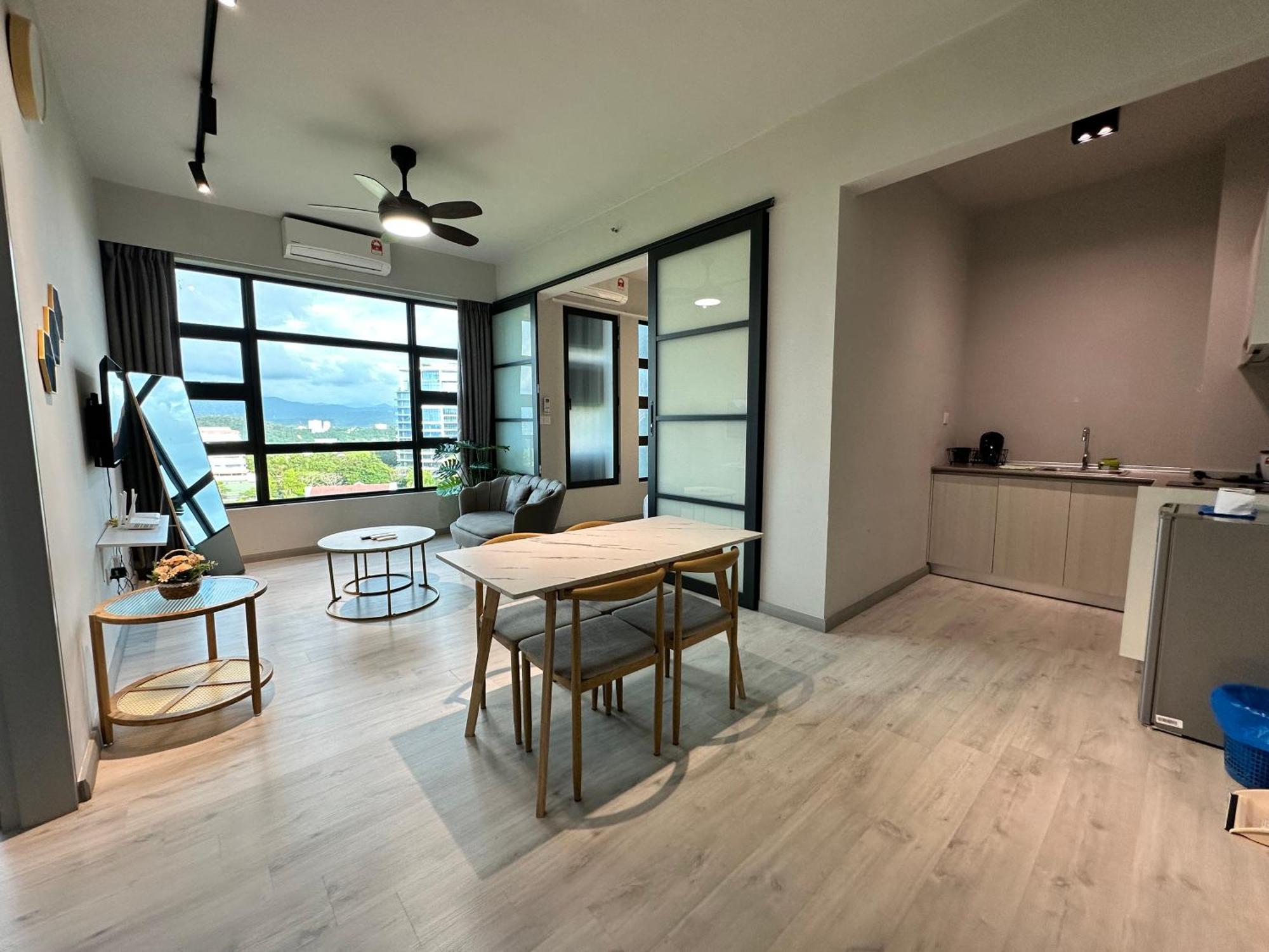 L Homestay Jesseltonquay Jq Kk City亚庇市区中心民宿2房1厕 Кота-Кінабалу Екстер'єр фото