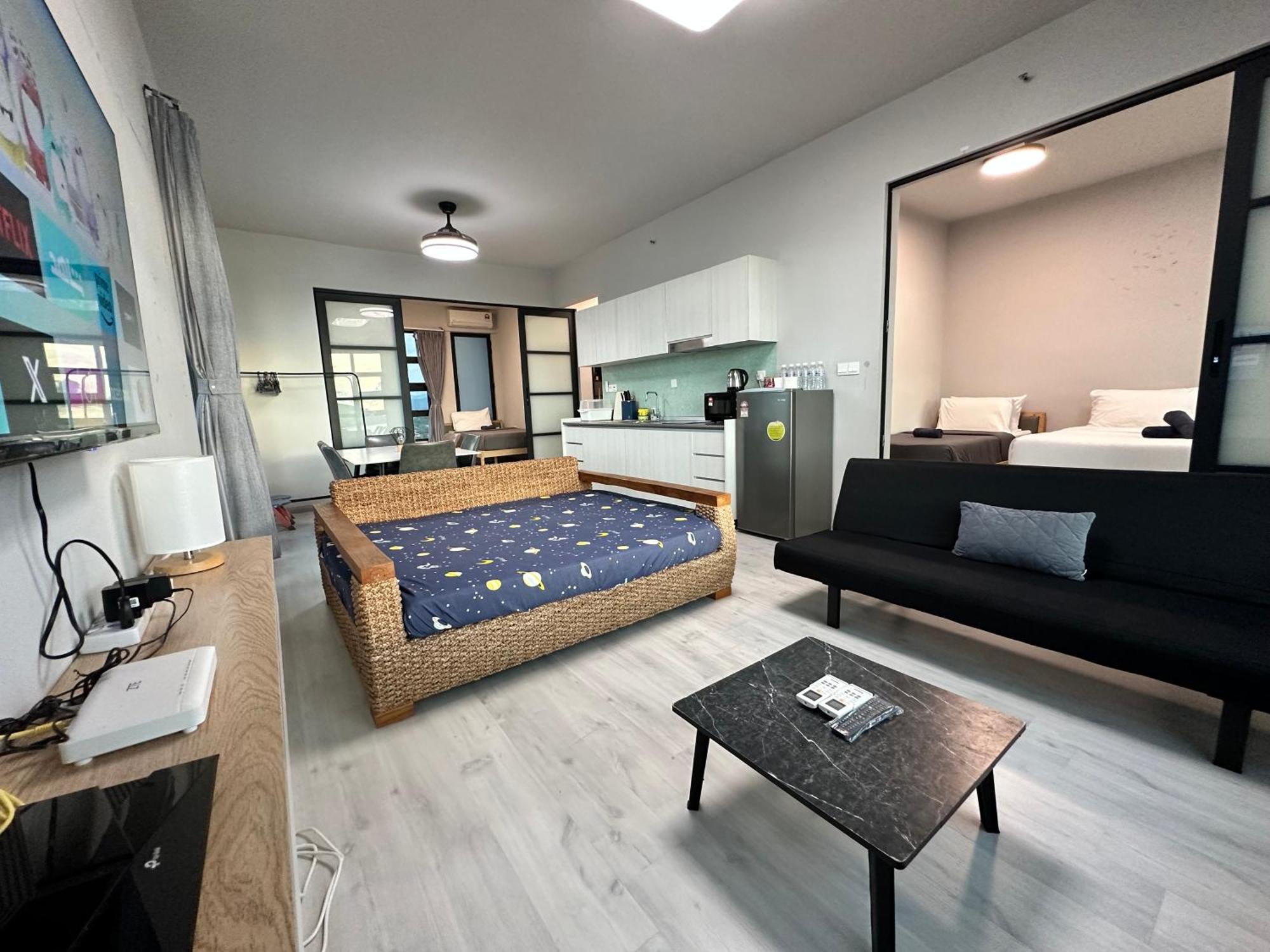L Homestay Jesseltonquay Jq Kk City亚庇市区中心民宿2房1厕 Кота-Кінабалу Екстер'єр фото